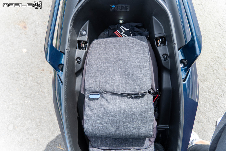 KYMCO DOWNTOWN GT350 試乘｜超乎預期的運動性、全方位黃牌大羊！