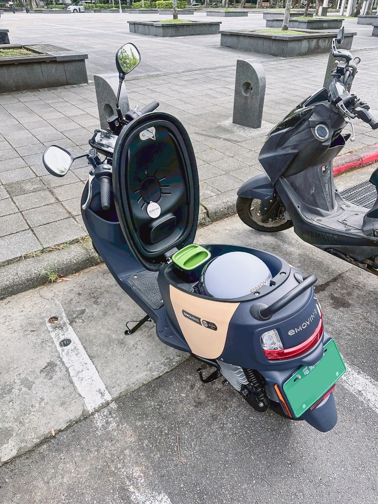 綠牌小電車EZ1夏日街道漫遊記