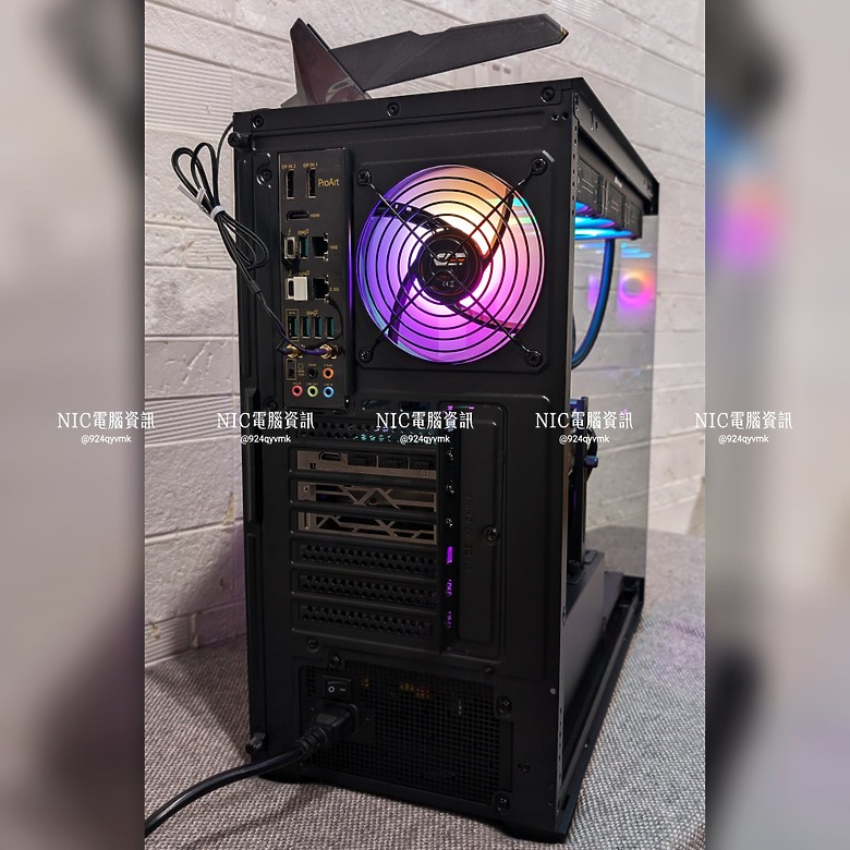 【開箱分享】打造性能與美學兼具的桌機 — darkFlash DS900 WOOD BLACK + 高階配置整機紀錄
