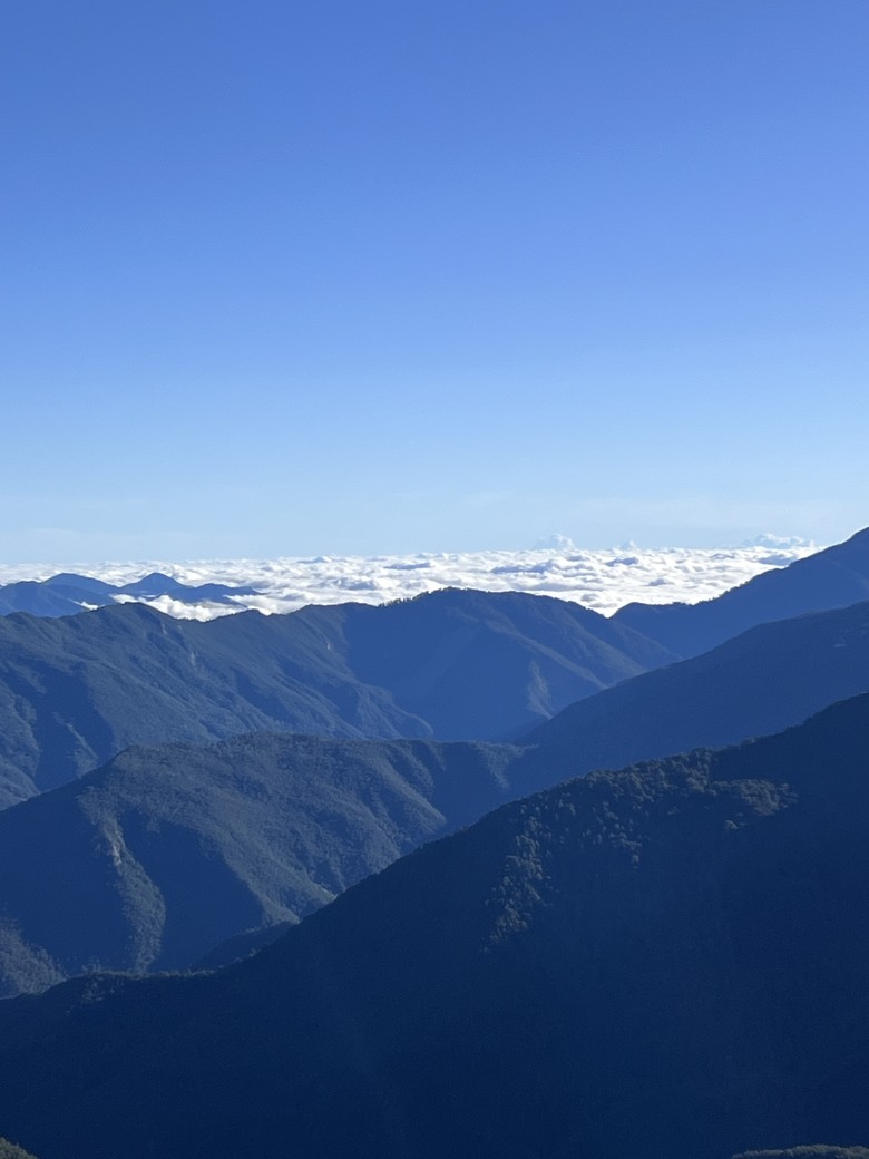 登鈴鳴閂山 ,被颱風追趕