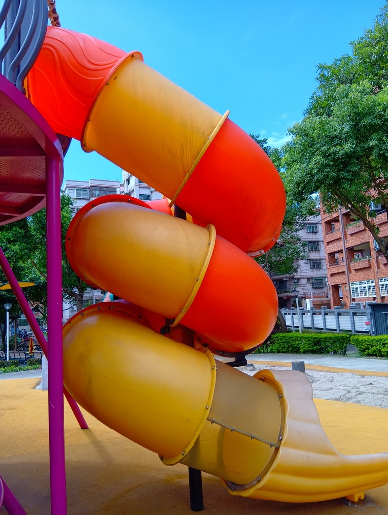 SHARP AQUOS wish5簡單開箱體驗