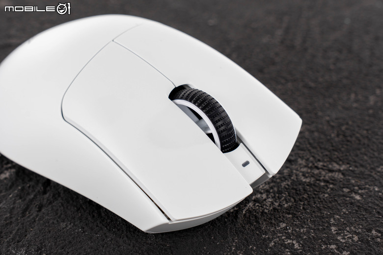 Razer DeathAdder V4 Pro 開箱試用 頂尖電競滑鼠性能再創顛峰之作