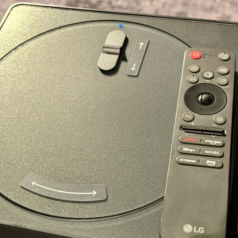【LG 2025 極致美學電視體驗會】未來就是現在 ! LG透明電視太狂了，這些黑科技讓我看傻眼 !