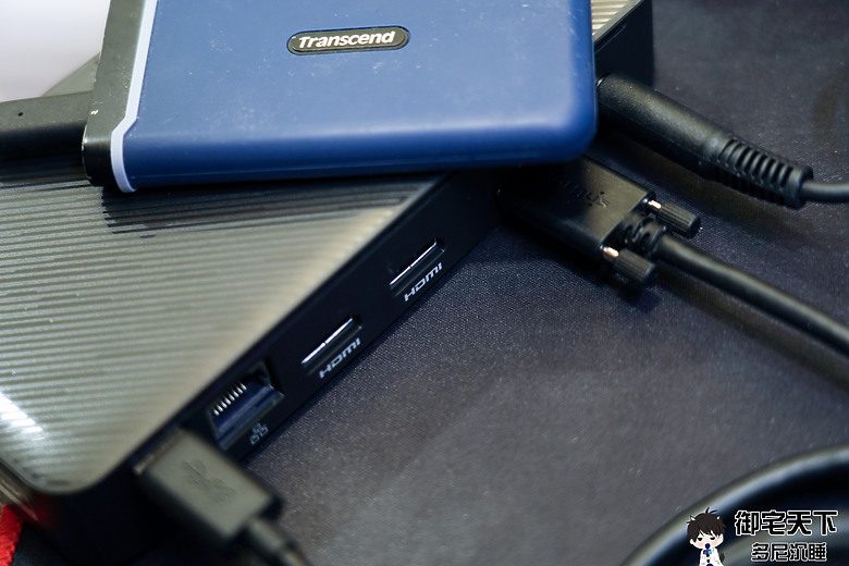 開箱｜Targus Universal USB-C™ DV4K Docking Station 多功能擴充埠（DOCK310） - 一次滿足 65W 充電、雙螢幕、網路、接口擴充需求！