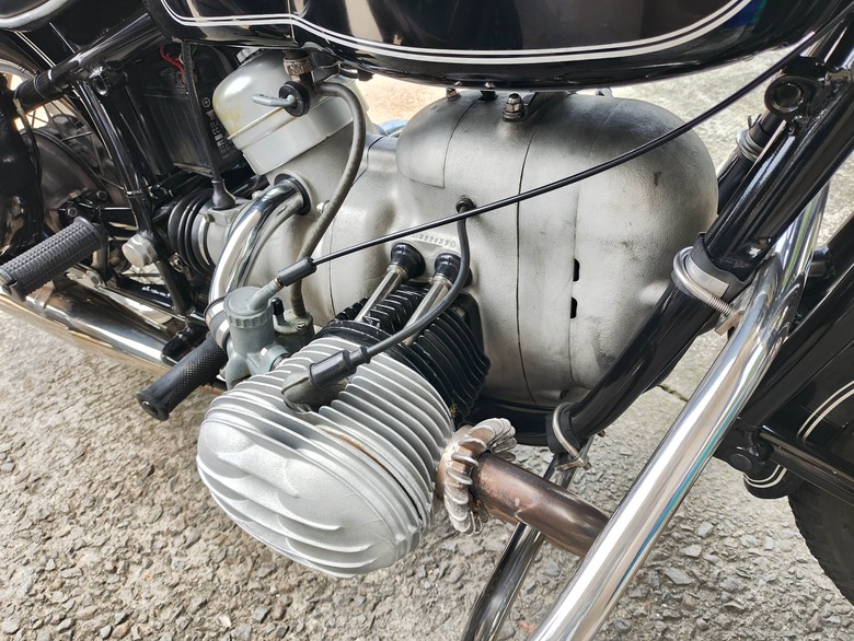 BMW水平對臥雙缸古董車 R60/2 R69?