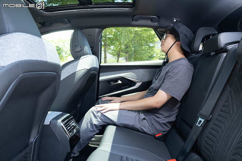Peugeot 3008 大改款試駕｜降價更超值，以全新油電動力強勢挑戰中型休旅市場！