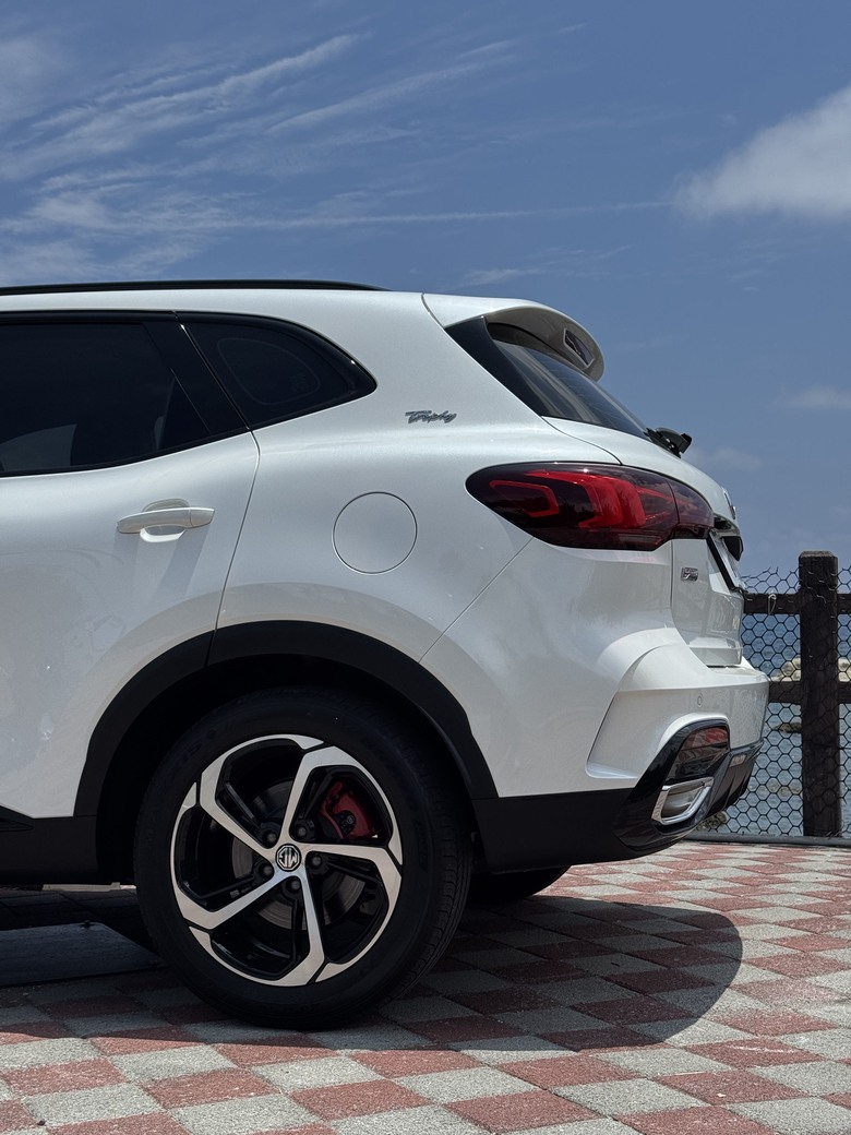 MG HS 1.5T 擁車兩年心得！後悔？缺點？