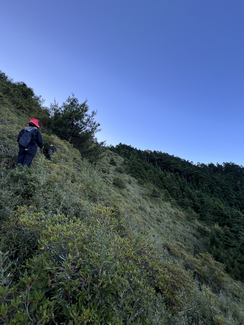 登鈴鳴閂山 ,被颱風追趕
