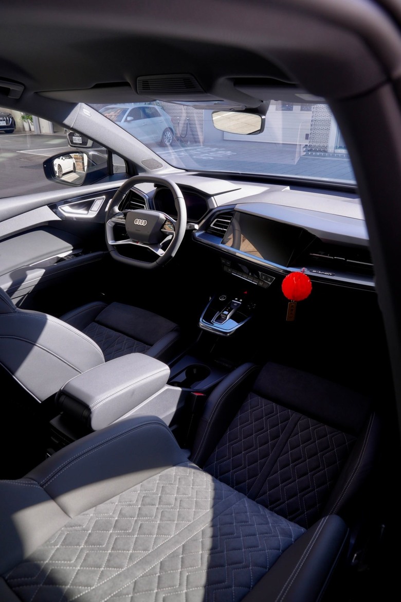 ==簡單開箱== Audi Q4 Sportback e-tron 45 Edition One 心得分享