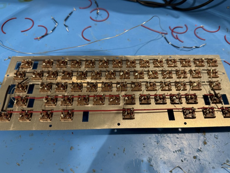 DIY Hand-Wired Keyboard
