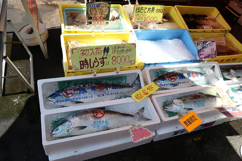 點我看大圖 夏日北海道自由行-函館篇(五稜郭/旬花/大黑屋/函館朝市/金森紅磚倉庫/小丑漢堡/八幡坂/元町/根室花丸/函館山)