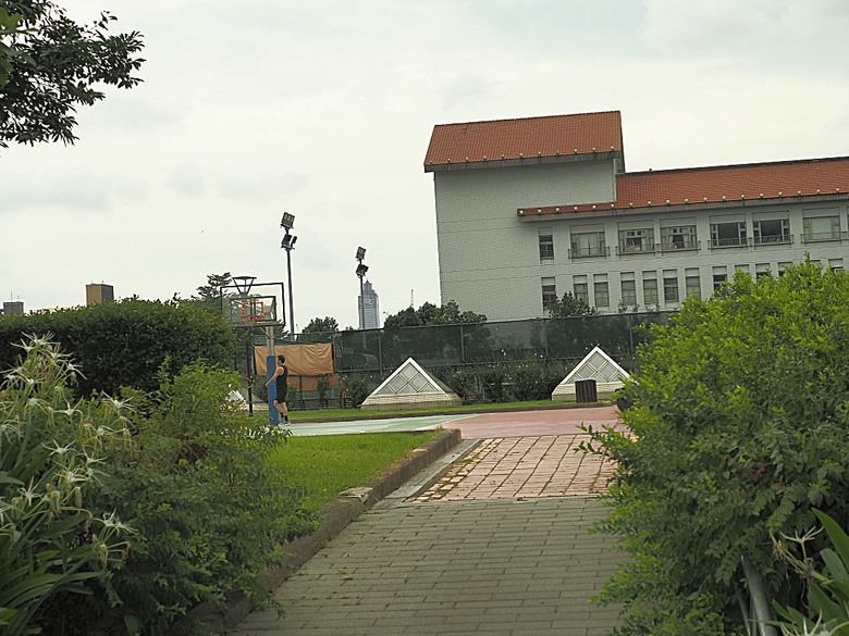 臺北市孔廟、大龍峒保安宮、円山駅/鐵路局北淡線(圓山站)宿舍、舉人豆花/小邑弦歌、陳悅記祖宅 | 老師府、迪化污水處理廠附設休閒運動公園 — 臺北市區小旅行之大龍峒老建築篇