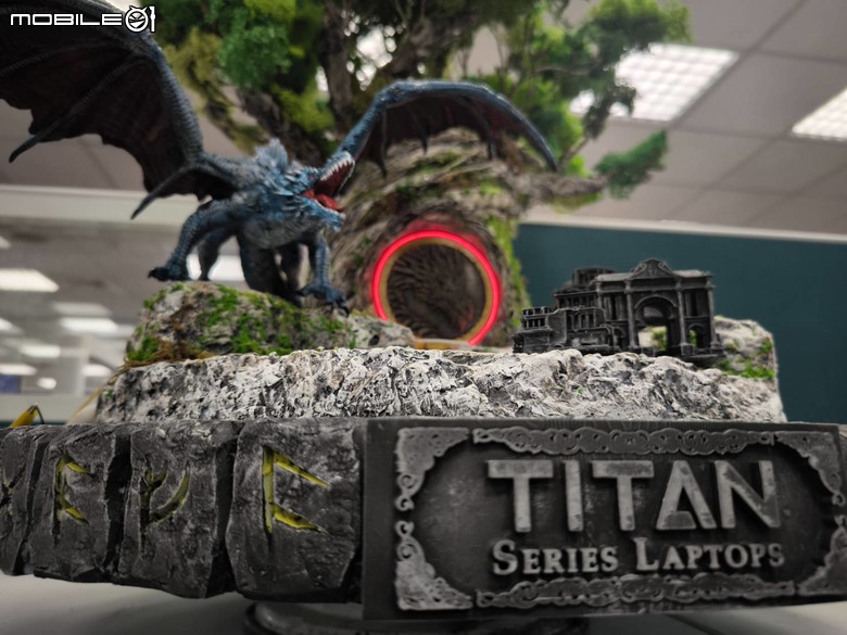 微星TITAN Series Laptops世界樹 模型製作 全記錄分享