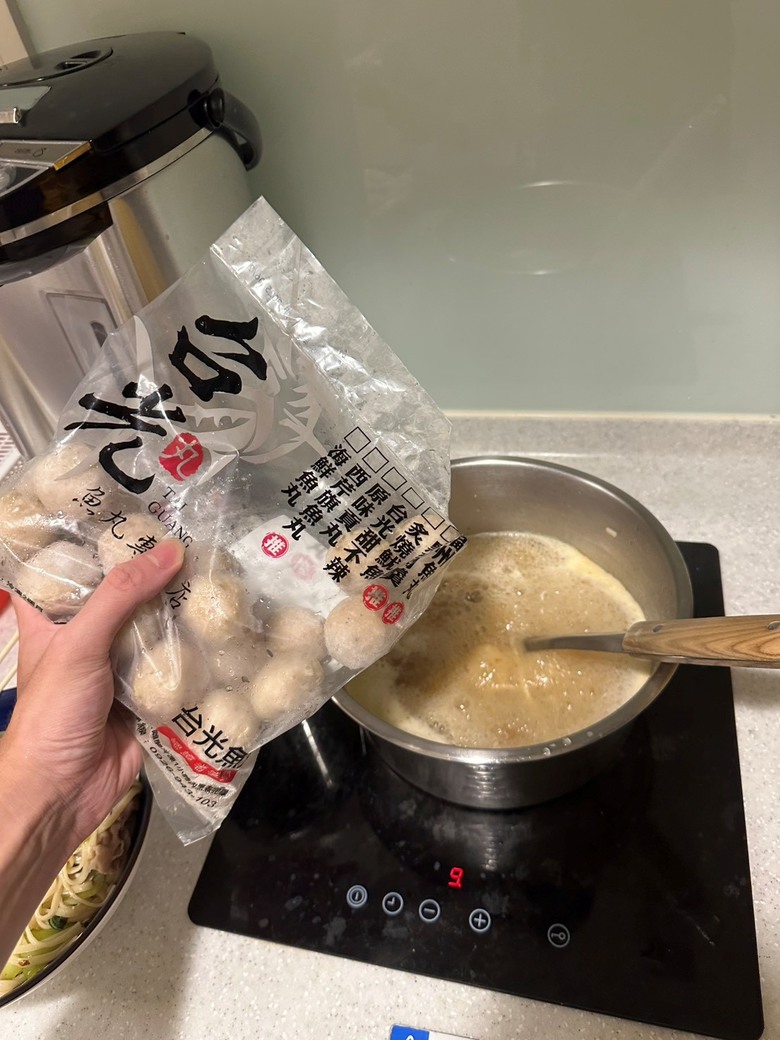 新品嚐鮮!台光魚丸雙口味實測分享，真的吃過就回不去了！