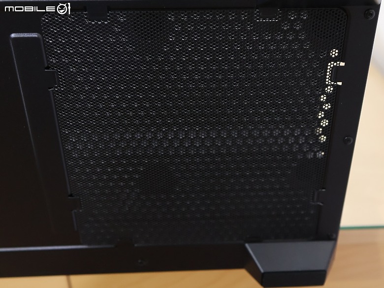 點我看大圖 創新L懸浮式進氣弧形玻璃 ASUS 華碩 Prime AP202 開箱