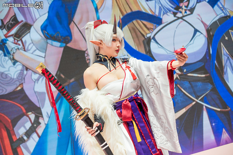 點我看大圖 韓國「撩慾系」RPG 手遊《遺忘之劍》前進漫博,祭超香互動與玩家同樂!