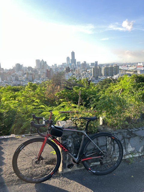 (2025 夏天) 🚴🚴 TCR + ZIPP 夏天漫遊 高雄