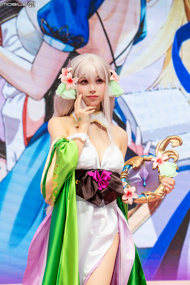 點我看大圖 韓國「撩慾系」RPG 手遊《遺忘之劍》前進漫博,祭超香互動與玩家同樂!