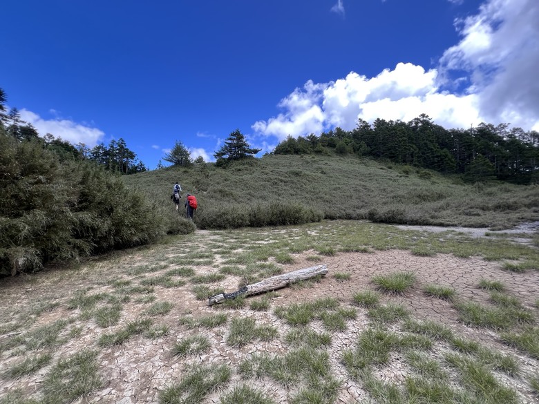 登鈴鳴閂山 ,被颱風追趕
