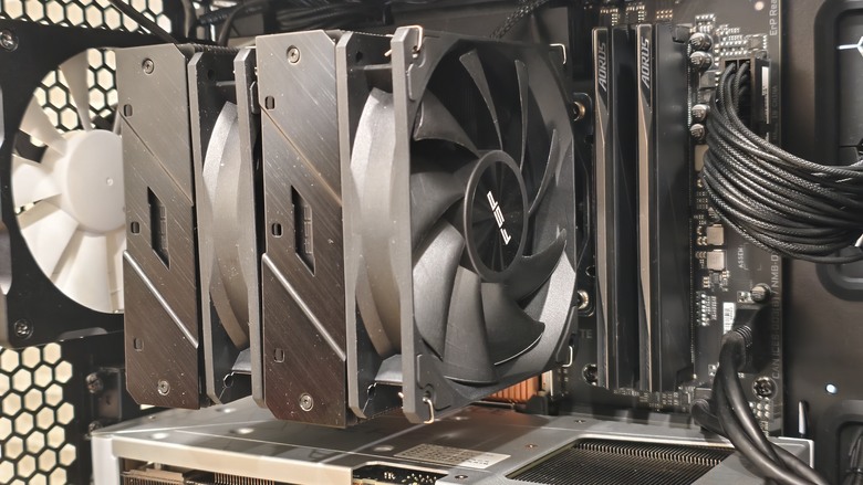 (舊殼開箱) 主打高風量的散熱布局，Fractal Design Torrent Compact & Nano開箱試用