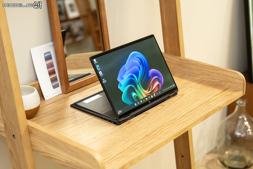 HP OmniBook X Flip 14｜高效續航的 AI 輕薄創作翻轉筆電