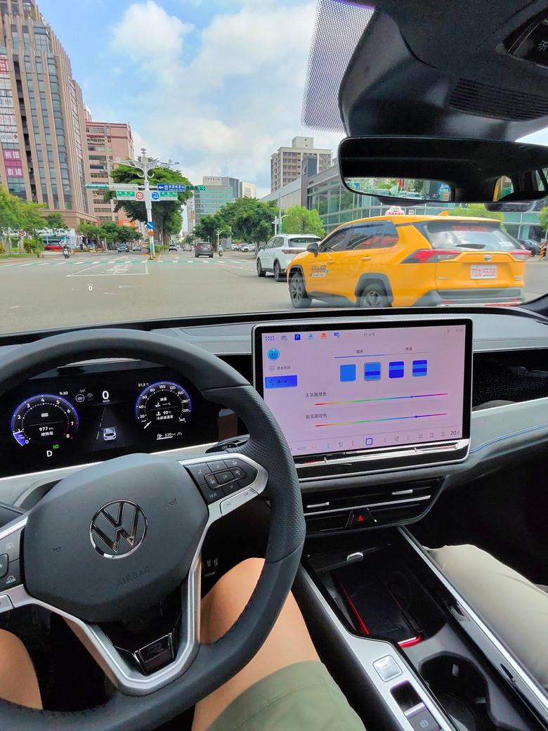試乘VW Passat Variant 330TSI R-Line的心得分享(含All New Tiguan 330靜態賞車）