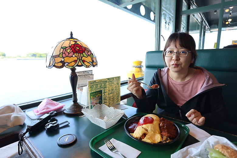 點我看大圖 夏日北海道自由行-函館篇(五稜郭/旬花/大黑屋/函館朝市/金森紅磚倉庫/小丑漢堡/八幡坂/元町/根室花丸/函館山)