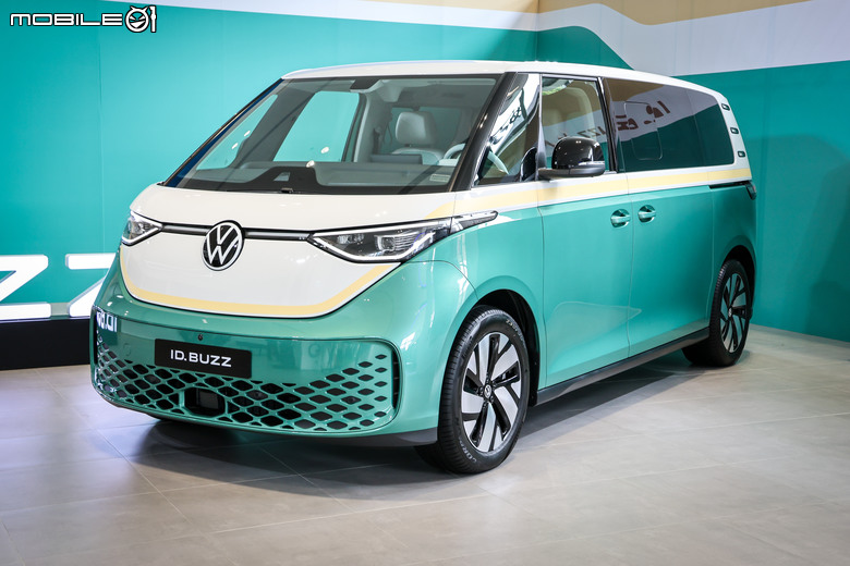 福斯商旅 ID.Buzz 長軸六人座車型正式上市|第二排獨立座椅配置、建議售價248.6萬元!