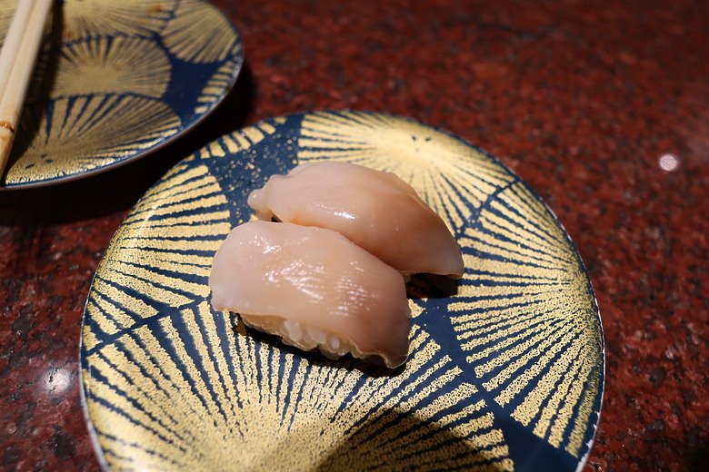 點我看大圖 夏日北海道自由行-函館篇(五稜郭/旬花/大黑屋/函館朝市/金森紅磚倉庫/小丑漢堡/八幡坂/元町/根室花丸/函館山)