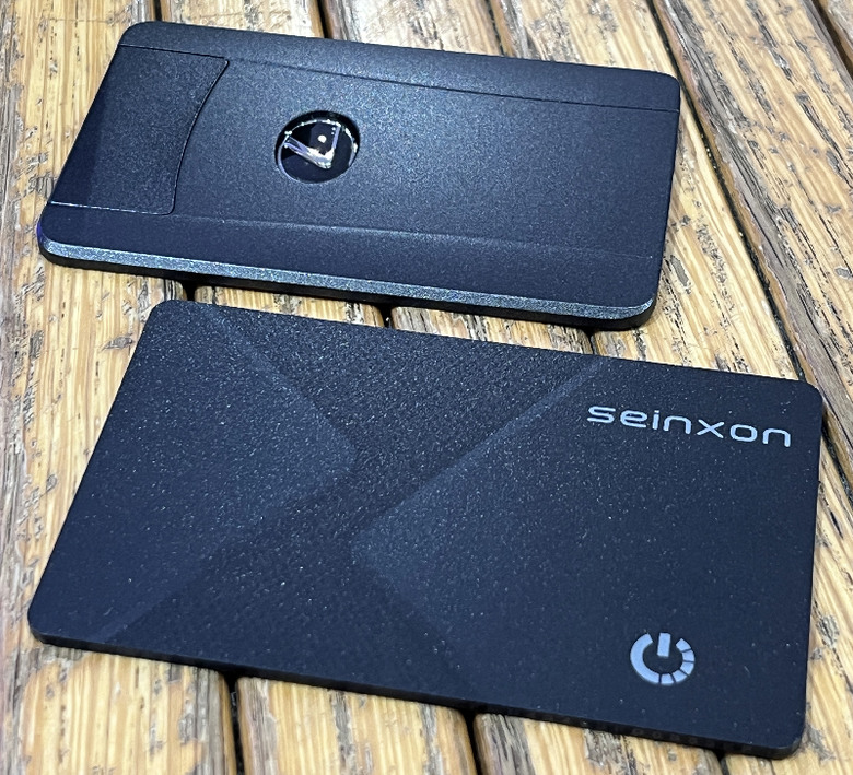 原來跟AirTag差不多的 Seinxon Finder Card 這麼好用喔！尋找鑰匙、皮夾、行李箱，甚至被竊的車子都有可能找回~