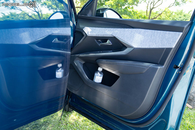 Peugeot 3008 大改款試駕｜降價更超值，以全新油電動力強勢挑戰中型休旅市場！