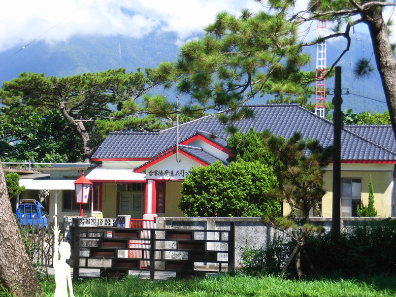 花蓮將軍府1936、花蓮港放送局1944、松園別館、花蓮文化創意產業園區、台灣鐵路局花蓮管理處處長官邸、野光 Fluorescent (原：黑金通) — 花蓮市區3小時快閃行旅