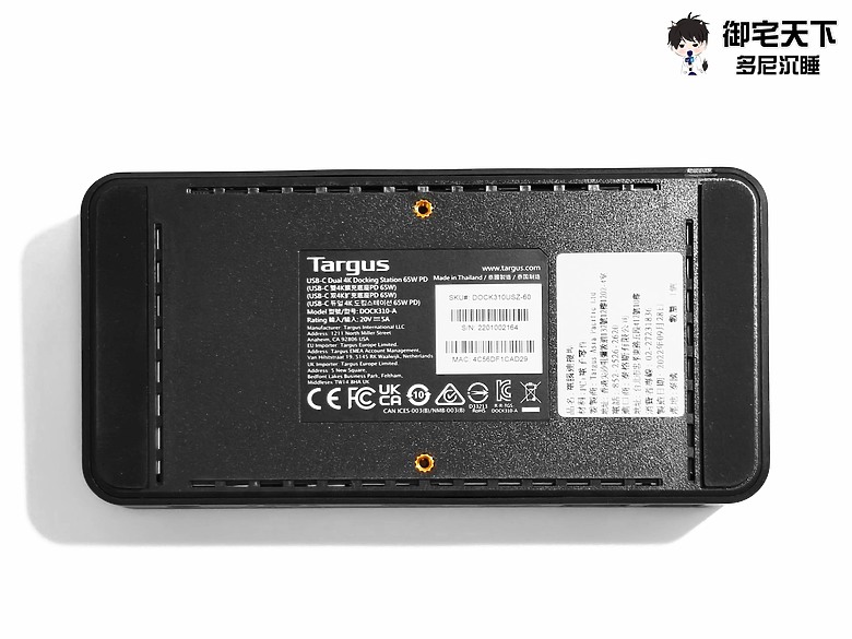 開箱｜Targus Universal USB-C™ DV4K Docking Station 多功能擴充埠（DOCK310） - 一次滿足 65W 充電、雙螢幕、網路、接口擴充需求！