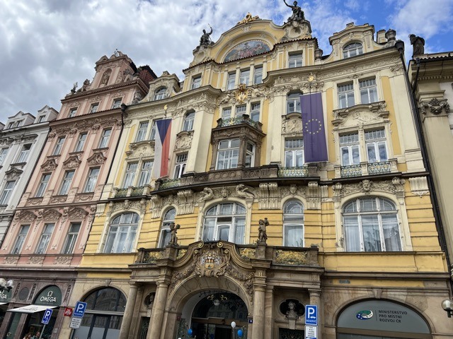 🛫🛬 (2025 Spring) Praha 布拉格,捷克 4日漫遊 :