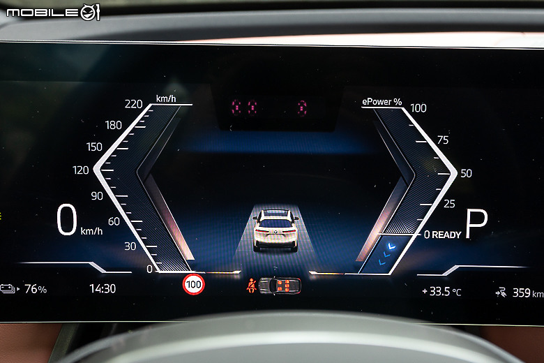 BMW 小改款 iX xDrive45 M Sport 試駕｜霸氣更增、續航更長的純電旗艦！