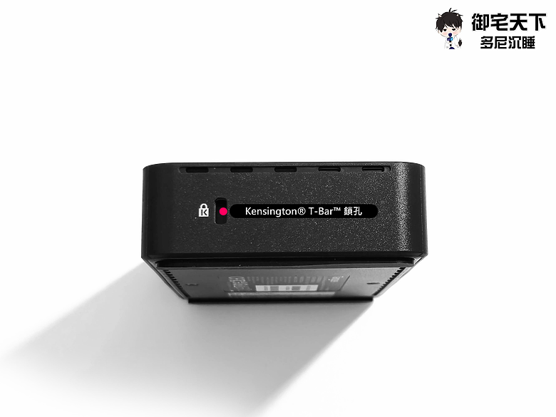開箱｜Targus Universal USB-C™ DV4K Docking Station 多功能擴充埠（DOCK310） - 一次滿足 65W 充電、雙螢幕、網路、接口擴充需求！