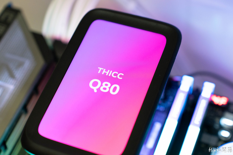 點我看大圖 Y70的最佳厚片拍檔,HYTE Q80 極厚360水冷
