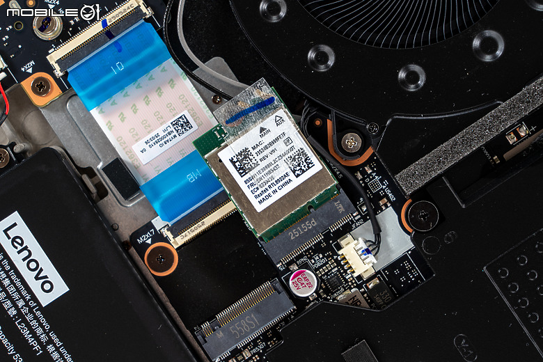 Lenovo Legion 7i (Gen10) 電競筆電｜白色外表藏不住強大戰力！