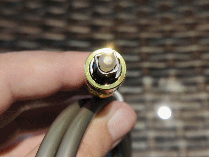 內建喇叭不夠力？試試LINDY 林帝 HDMI 4K 影音分離轉換器(38167) ，幫你音訊分離，聆聽最真實的聲音
