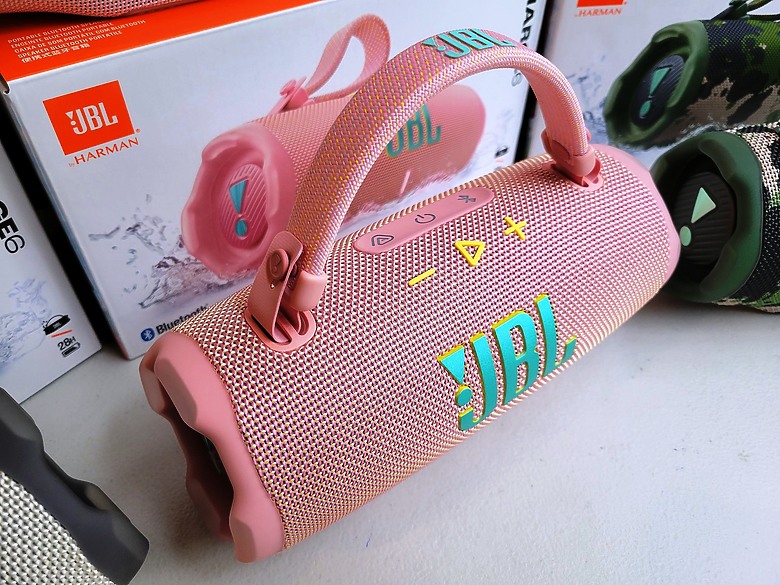 << 你有多"9"沒聽好聲音了? >> JBL Charge 6 藍芽喇叭體驗分享