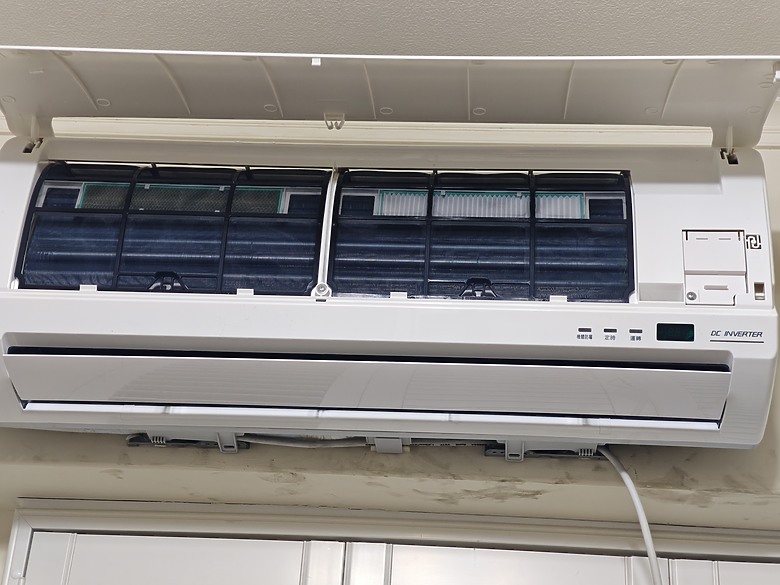 [日立] YH優質系列 (R410A) 開箱/小坪數冷氣選購思路/遙控器防霉設定