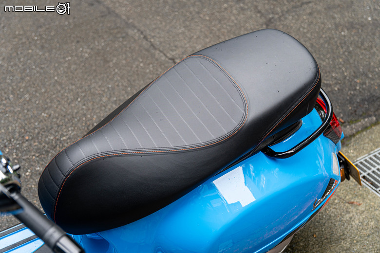 Vespa GTS 300 Super Sport 從容穿梭 自在馳騁｜老偉士的靈魂、新世代的進化！