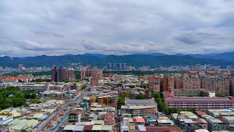 SHARP AQUOS wish5簡單開箱體驗