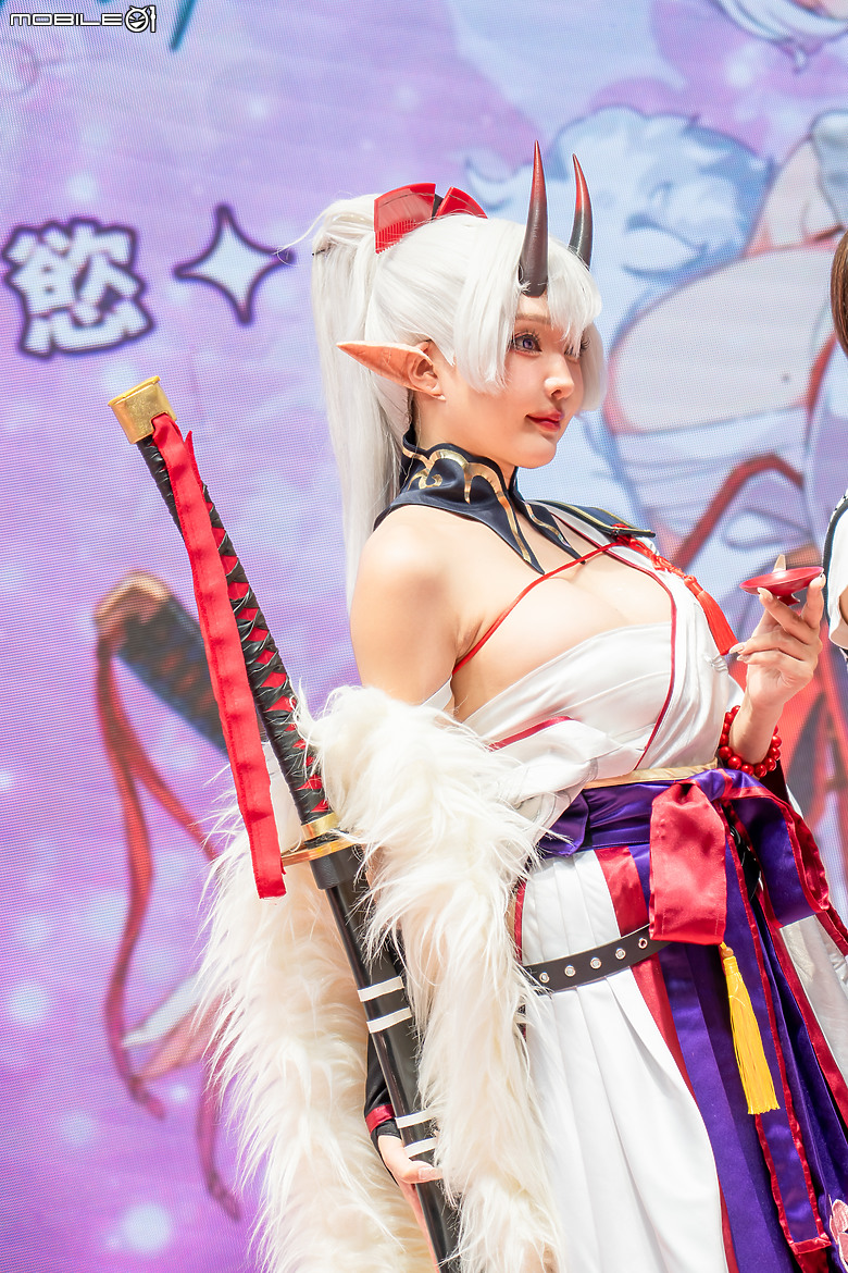 點我看大圖 韓國「撩慾系」RPG 手遊《遺忘之劍》前進漫博,祭超香互動與玩家同樂!
