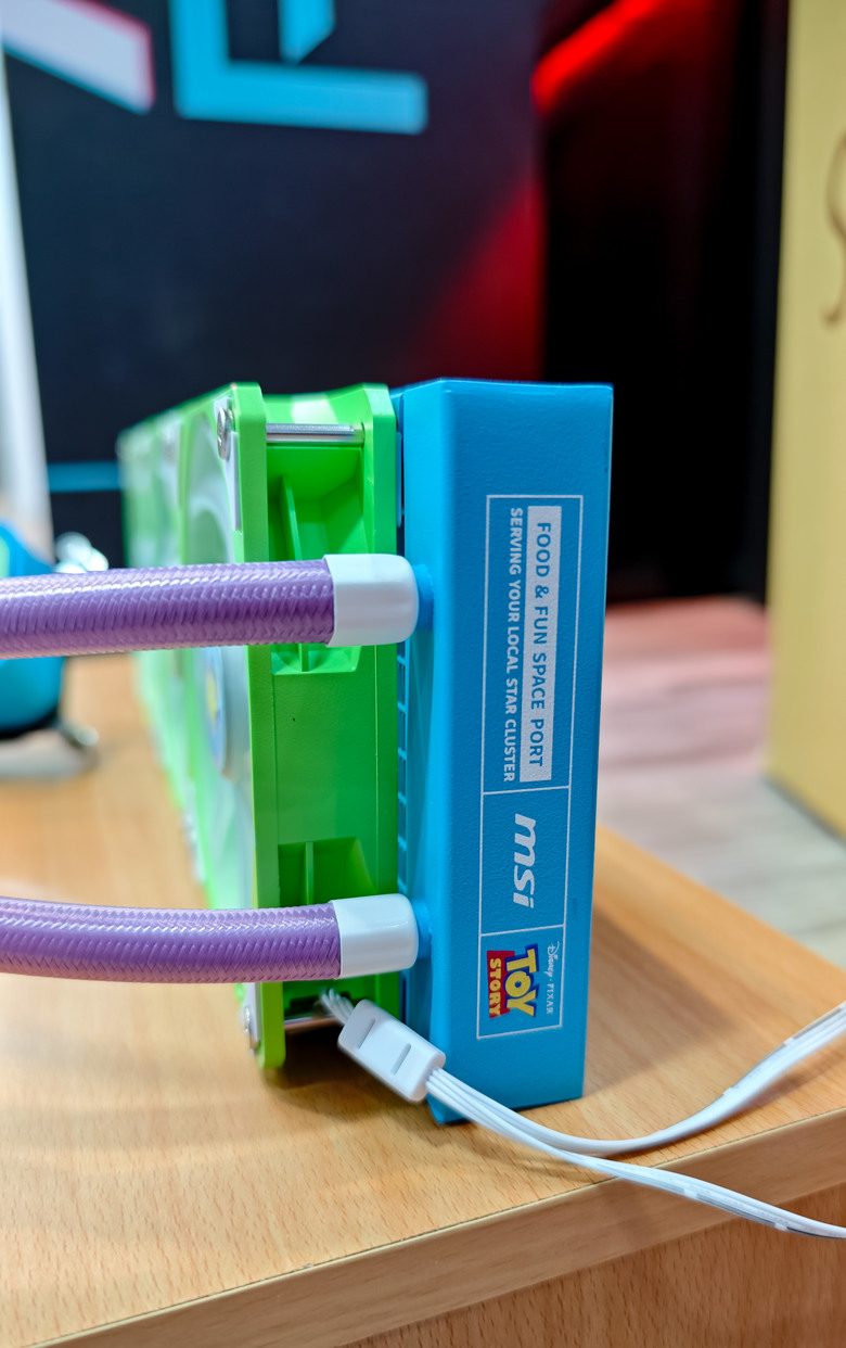 [開箱] MSI微星 TOY STORY 玩具總動員30周年紀念主機