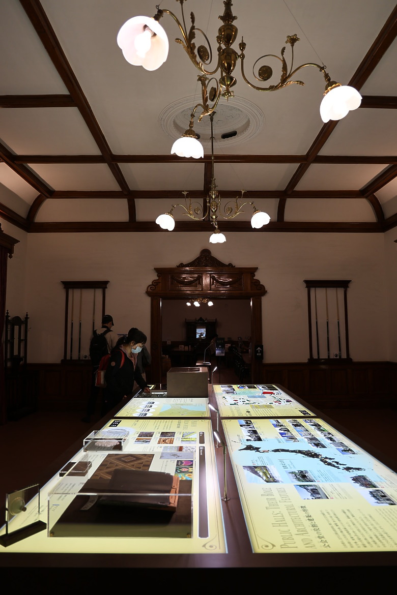 點我看大圖 夏日北海道自由行-函館篇(五稜郭/旬花/大黑屋/函館朝市/金森紅磚倉庫/小丑漢堡/八幡坂/元町/根室花丸/函館山)