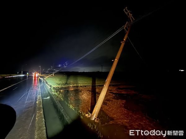 丹娜絲釀嘉義15萬戶停電！史上最嚴重台電45班800人次搶修