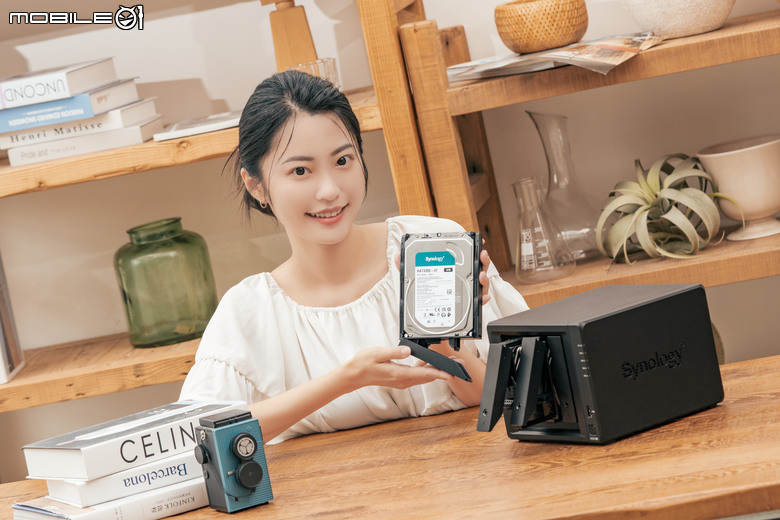 Synology DiskStaton 925+ NAS 開箱實測 軟體介面依舊優異 卻限於硬體配置的穩定之作