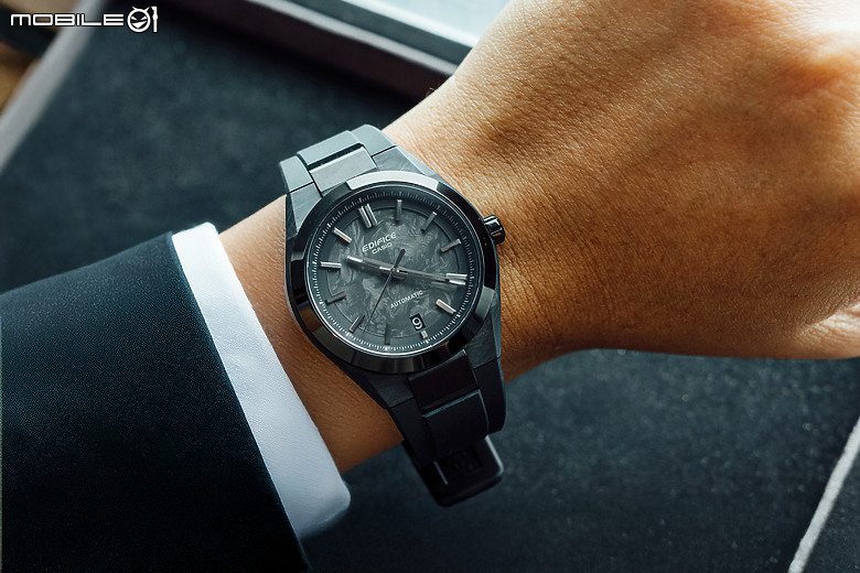 CASIO 開啟機械錶元年｜EDIFICE EFK-100 首度導入機械機芯、導入鍛造碳材質！