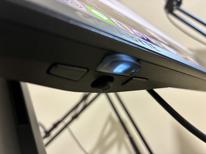 『這螢幕怎麼這麼爛?!』技嘉MO27U2 4K 240Hz OLED 螢幕體驗